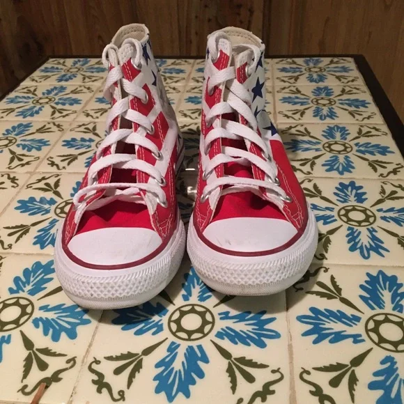 Converse All Star Chuck Taylor High Top Sneakers for Boys - Picture 3 of 3